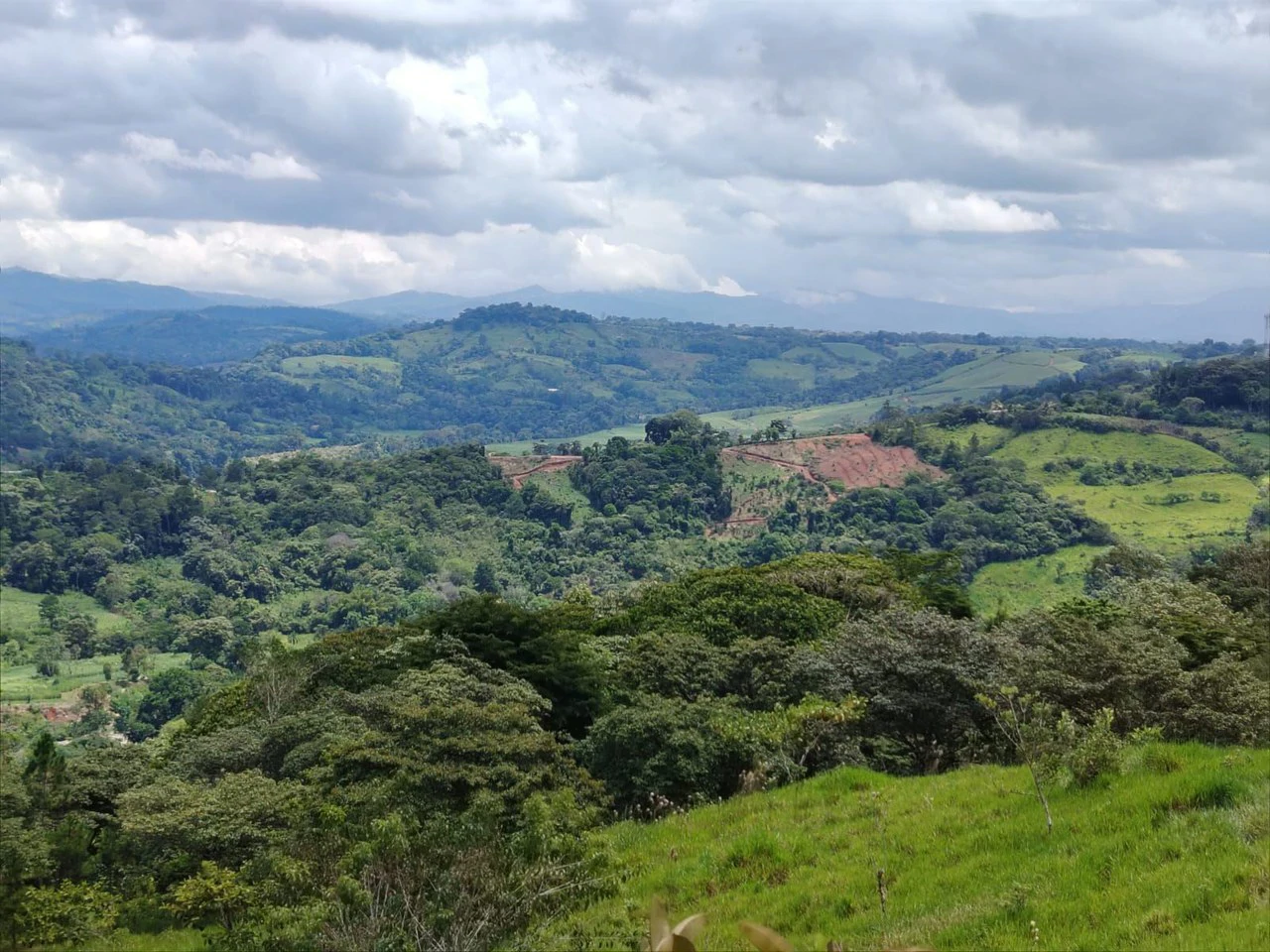 SE VENDE PROPIEDAD EN CAJÓN, COSTA RICA.: Mountain Home Construction Site For Sale in Cajón - Gallery image 2