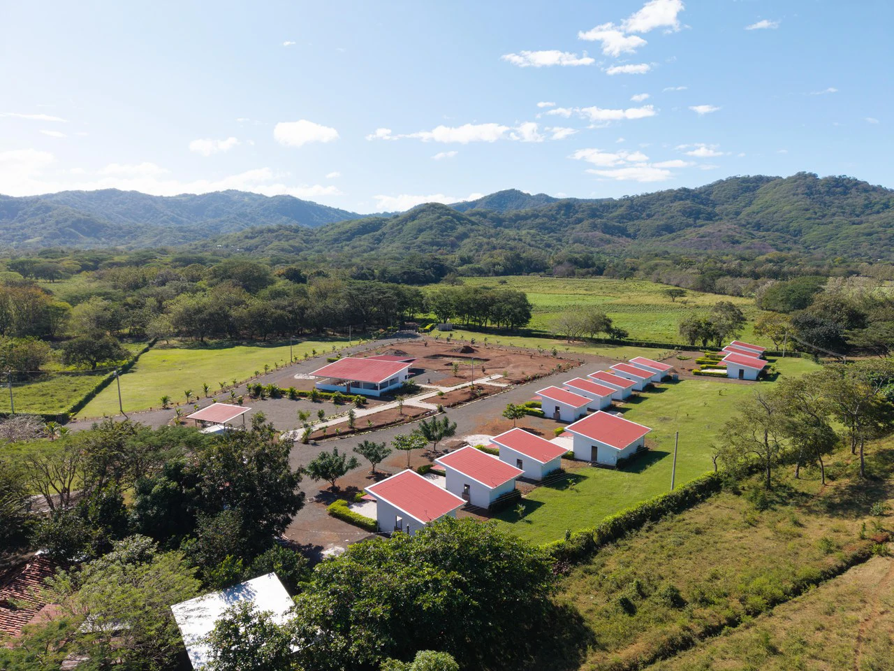 Finca Santa Elena: Mountain and Countryside Multiplex For Sale in 27 de Abril