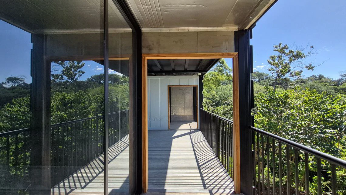Casa Flex: Modern Tropical Container Home with Spectacular Ocean Views – 85% Completed, Ready to Finish Your Way - Gallery image 19
