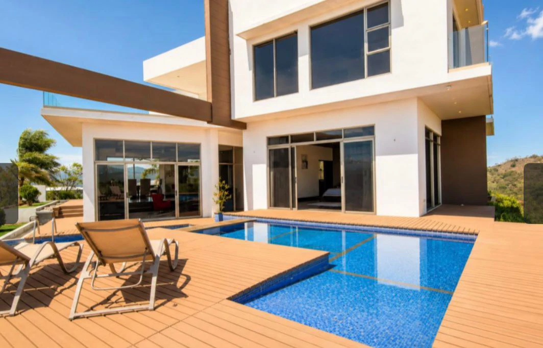 Casa Spectacular!: Entertainer's Dream Estate with Unrivaled 300° City Views! - Gallery image 17