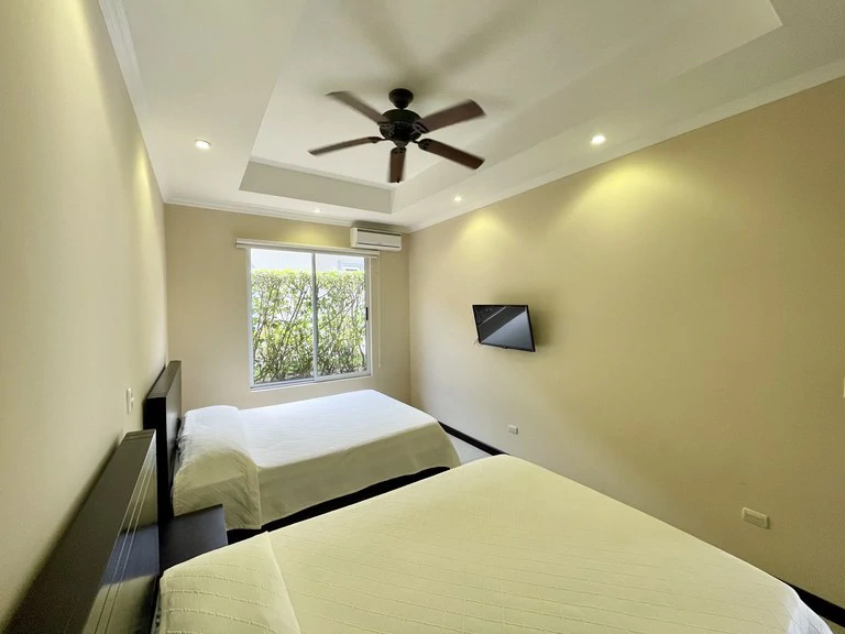 Casa Eight: Near the Beach. Playa Bejuco, Puntarenas, Costa del Sol. Fully Remodeled Tropical Sanctuary - Gallery image 8