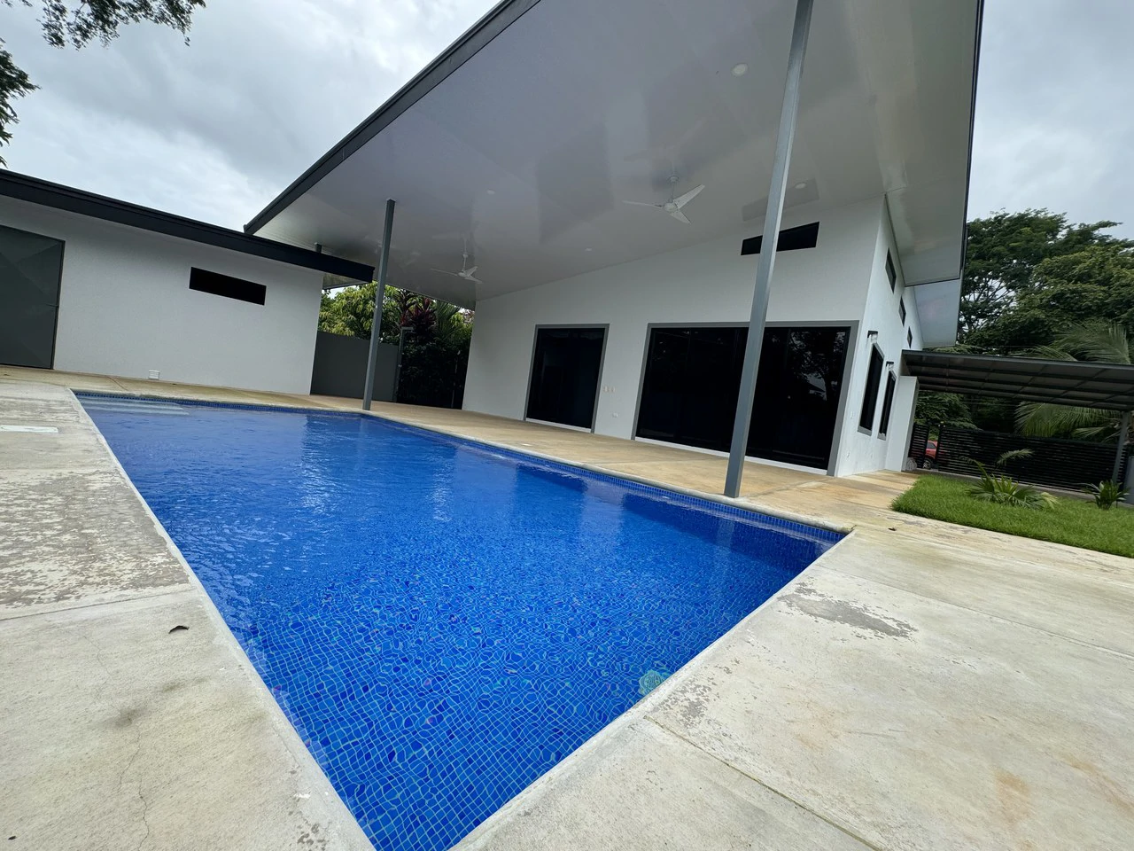 UVITA BEACH RETREAT! CLOSE TO THE BEACH, FAR FROM THE STRESS: House For Sale in Uvita - Gallery image 8