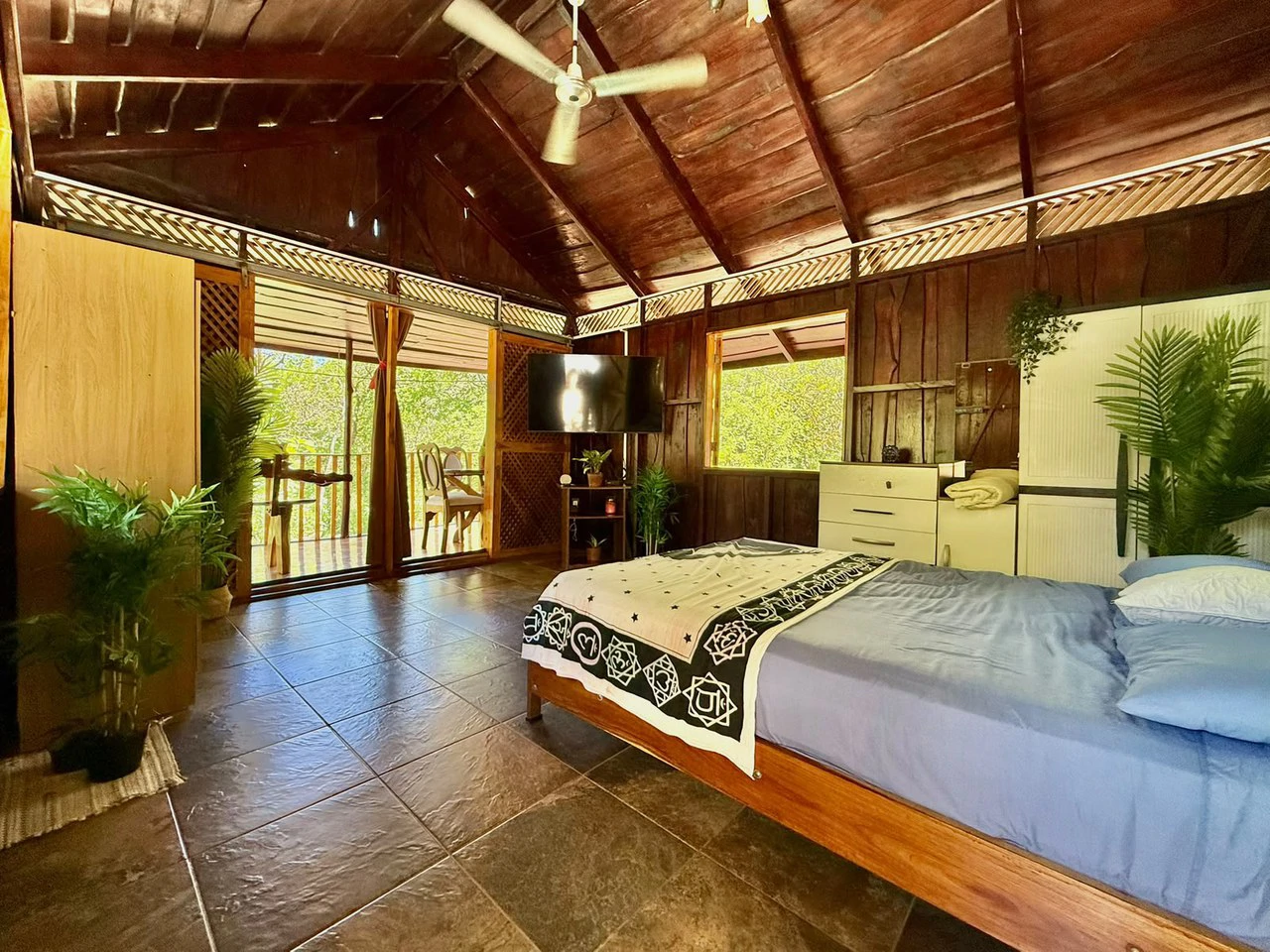 Cobano Jungle Lodge: Santa Fe de Cobano, Costa Rica  Tropical Home with Guest House,  Airbnb Potential & Jungle Privacy ONLY $249,000 USD! - Gallery image 30