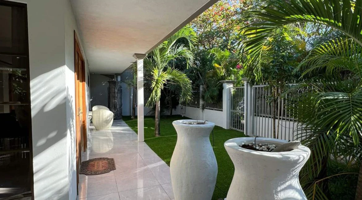 Dos Cocos: 2 Beautiful Homes, 5 Minute Walk To The Sand! - Gallery image 5