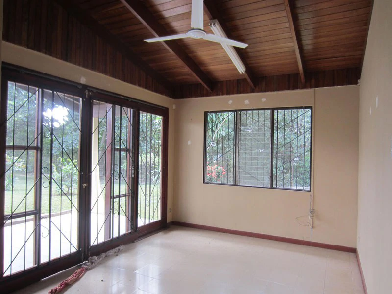 Property For Sale in Liberia - Gallery image 6