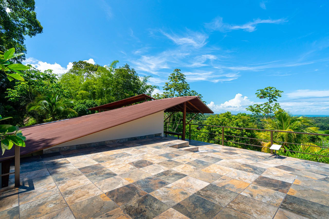 Casa Única -: Ocean View Oasis with Commercial Potential in the Heart of Uvita - Gallery image 22