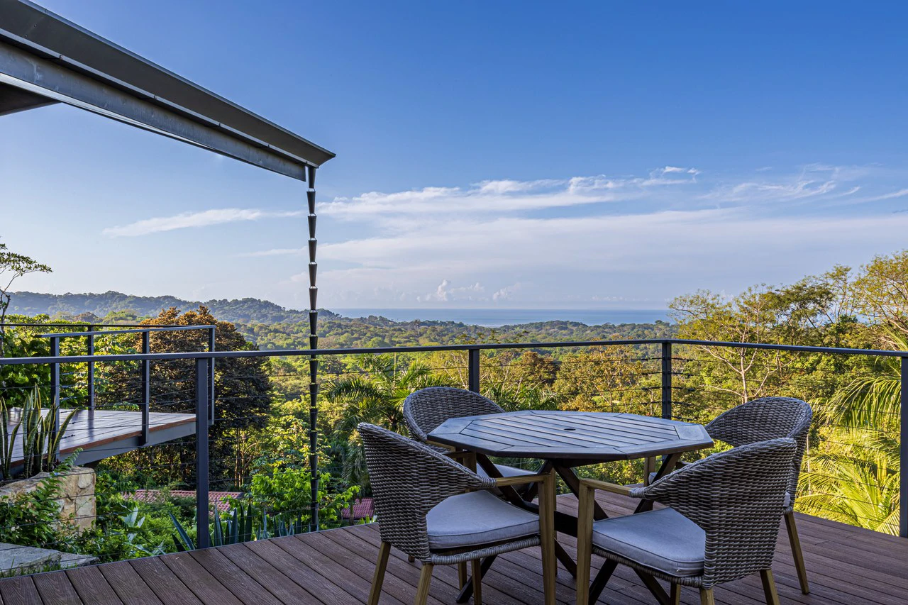 Beautiful Ocean View Casa Espiritu de la Jungla in Ojochal. Excepting Bitcoin!: Mountain House For Sale in Ojochal - Gallery image 7