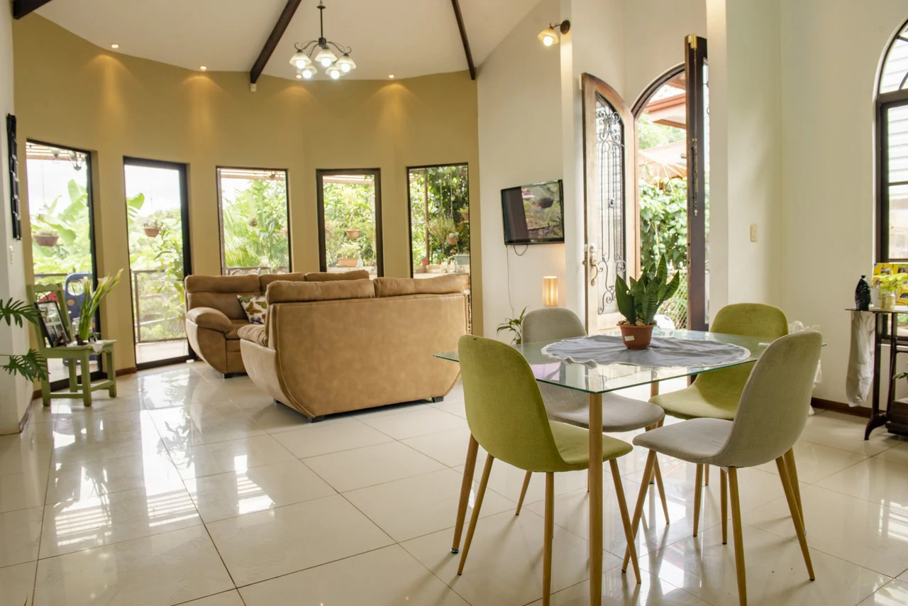 Costa Rican Gem: Spacious 4BR Home with Fruit Trees, Fully Furnished: House For Sale in Pedregoso