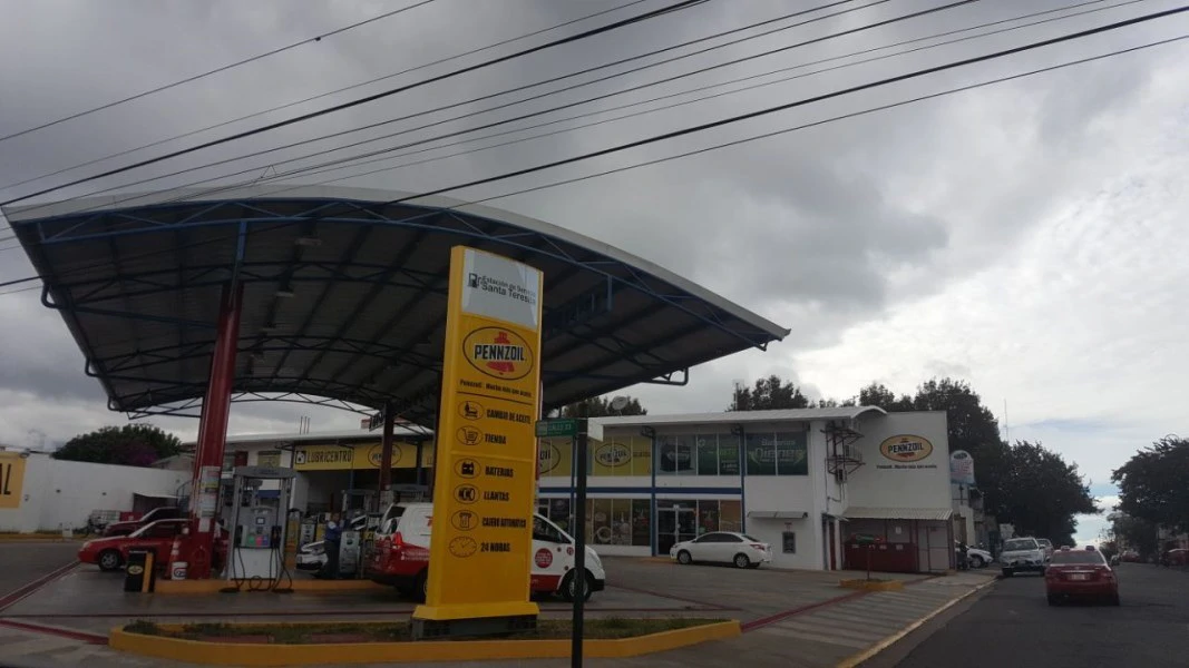 GAS STATION - Gallery image 3