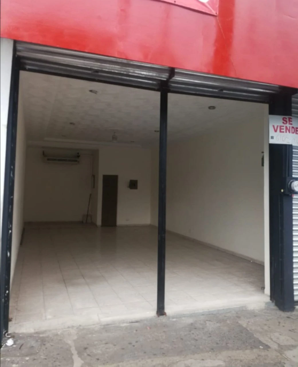 Strip Center Unit For Sale in Alajuela