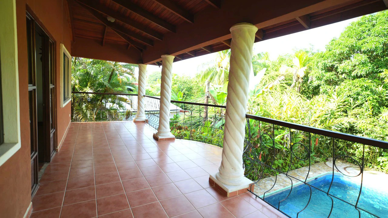 Near the Coast House For Sale in Ojochal - photo 5
