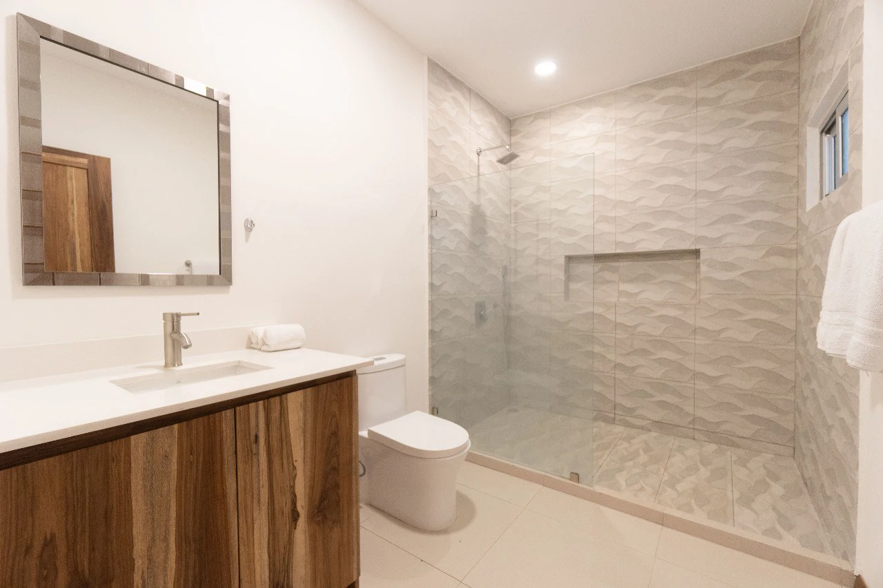 RIVIERA RESIDENCES: 12 Home Community for Sale - Profitable Investment Opportunity 5 min walk to Playa Potrero - Gallery image 62