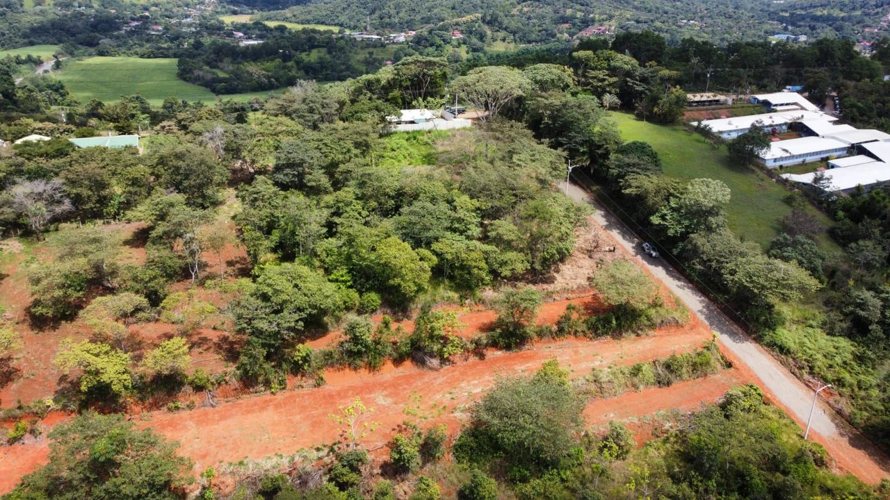 Se vende lote de 1000m2, ubicado cerca del colegio Aeropuerto Jerusalen, Perez Zeledon: Home Construction Site For Sale in Centro de Pérez Zeledón - Gallery image 4