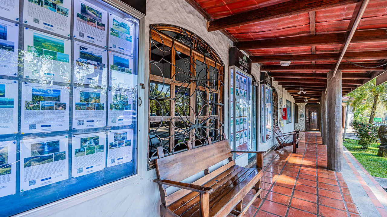 Prime Commercial Plaza for Sale in Playa Dominical - Gallery image 25