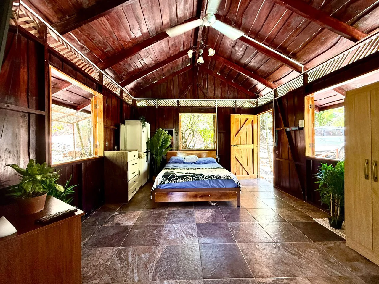 Cobano Jungle Lodge: Santa Fe de Cobano, Costa Rica  Tropical Home with Guest House,  Airbnb Potential & Jungle Privacy ONLY $249,000 USD! - Gallery image 31