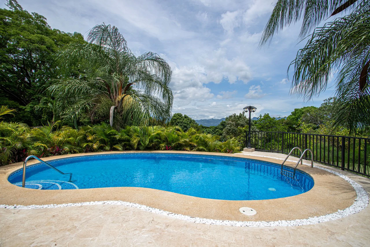 Modern Home for Sale in Atenas, Costa Rica - Gallery image 8