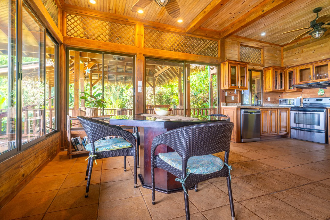 VILLA KRISTINA MARIA - 3.84 ACRES - PERLA DE BALLENA ESTATES: Mountain House For Sale in Bahía Ballena - Gallery image 24