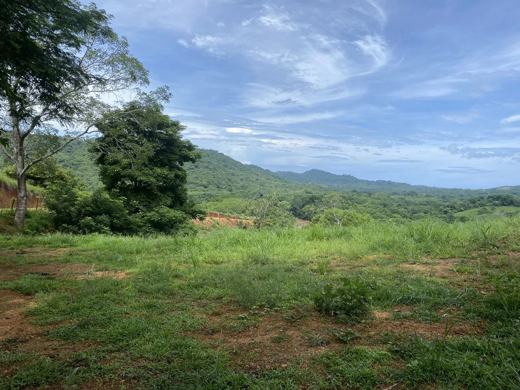 Finca Rio El Carmen: 3 HA Finca with Elevation Across from Renowned Rio Ora, 1 HA parcels available, Three 1700 m2 lots - All available in Rustic El Carmen - Gallery image 7