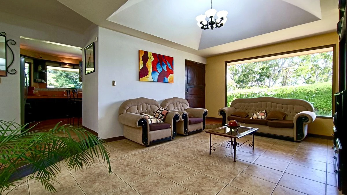 Property for sale with the 3 houses in San Rafael - Gallery image 54