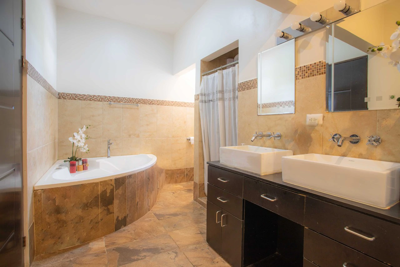 House For Sale in Puente de Piedra - Gallery image 18