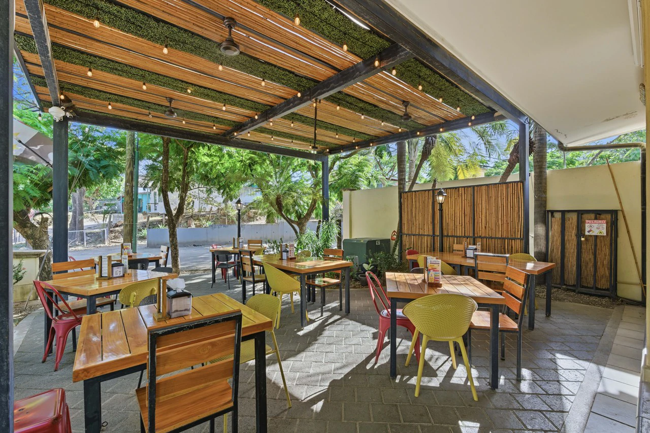 Reparito House: Turnkey Restaurant & Commercial Property for Sale - Gallery image 19