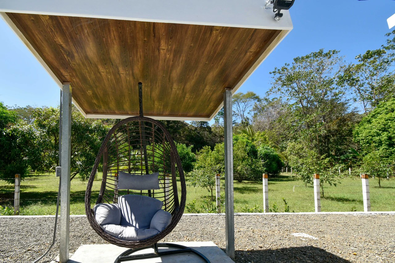 Home and Rental Apartment in Quiet Neighborhood - Gallery image 24