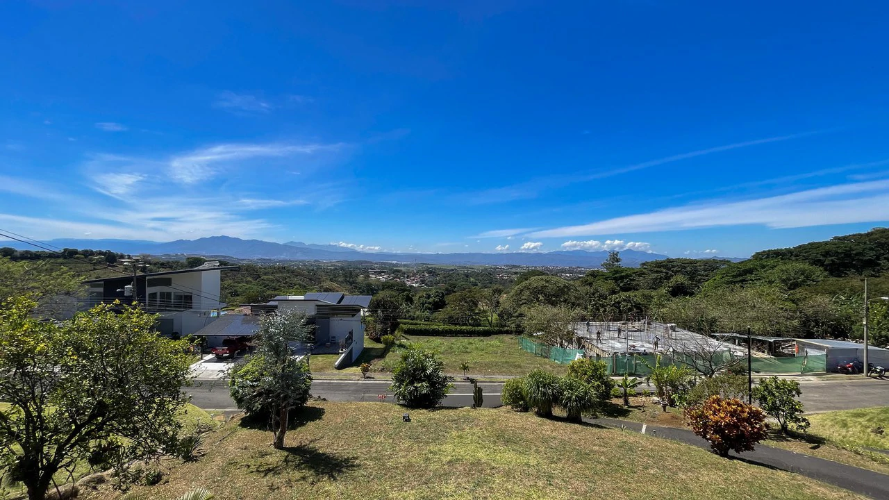 Spacious Home in Condominio El Roble – Cozy Spaces and Stunning Views - Gallery image 19