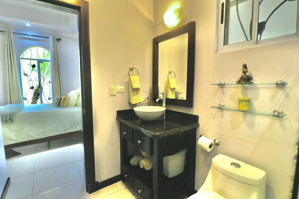 Incredible Casa Verde: Walk to the Beach in Bejuco! - Gallery image 19