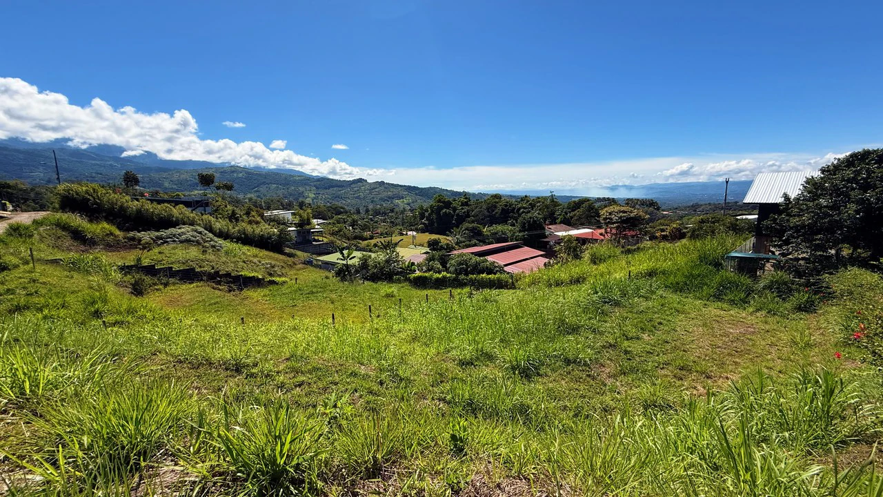 Home Construction Site For Sale in Miravalles - Gallery image 3