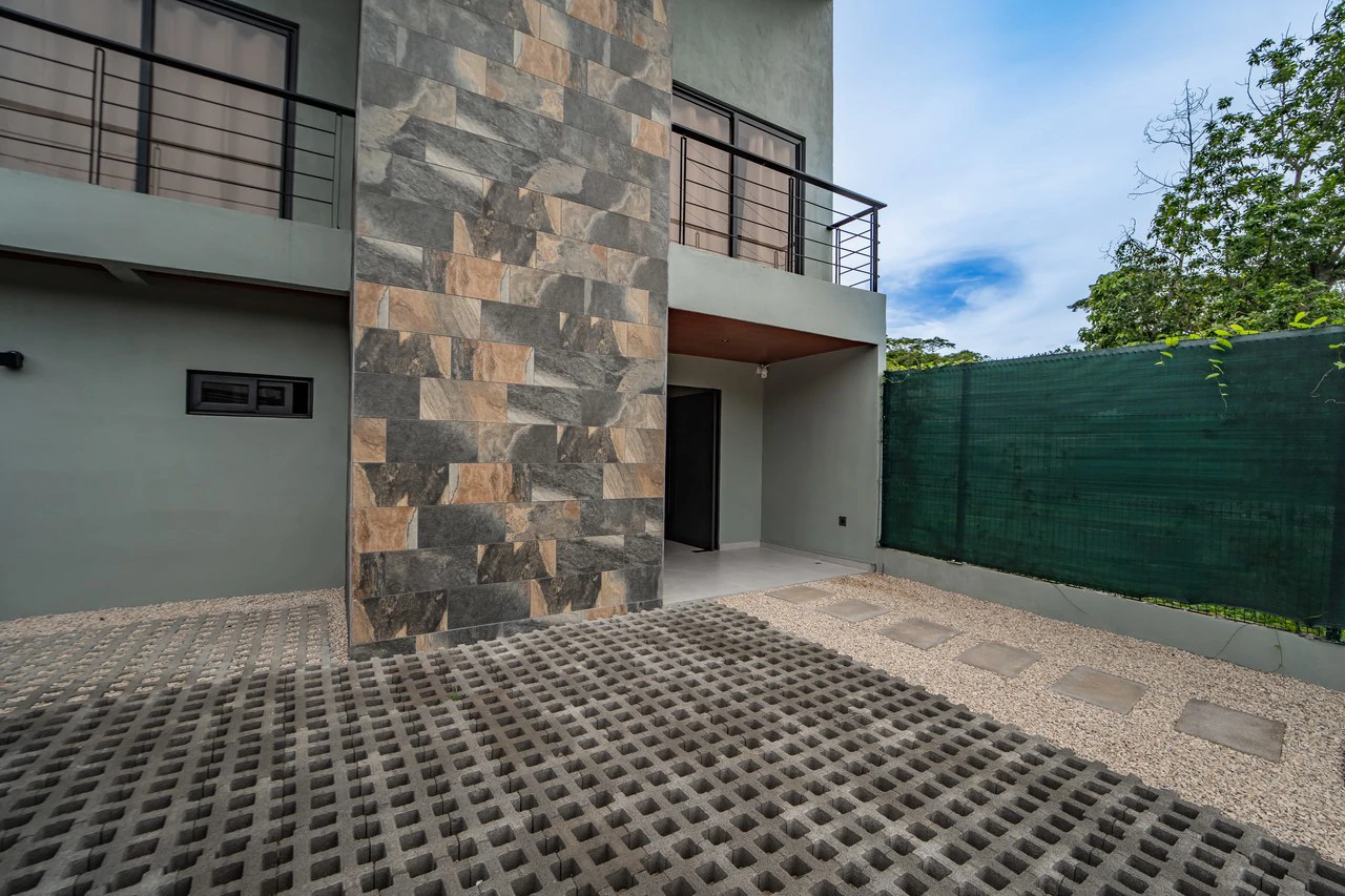 Casa Costa Brava: Modern 3BR Home in Carrillo Beach - photo 6
