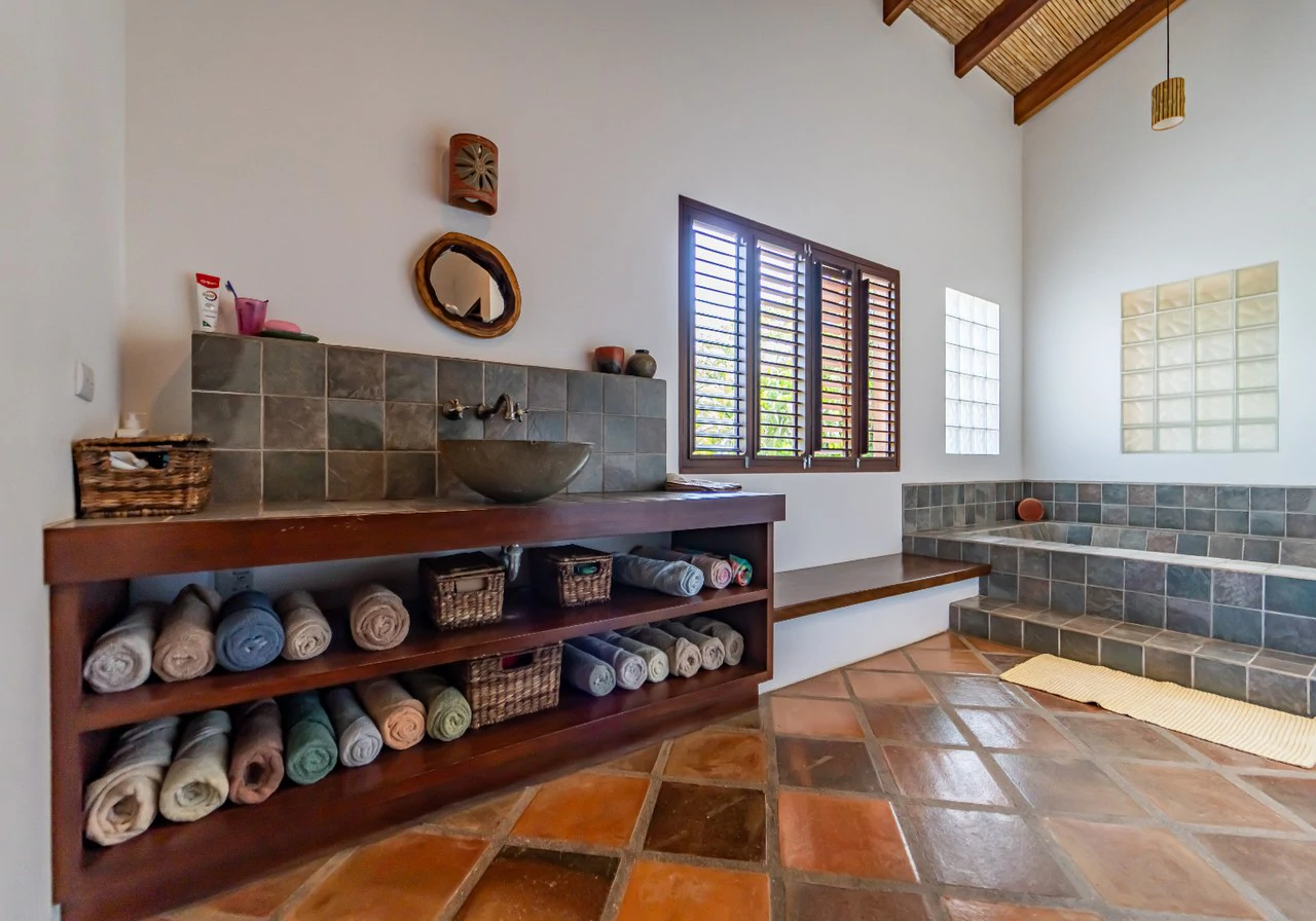 Rancho Deluxe - 2BR Ocean View Home plus Apt and Guest House: Countryside House For Sale in Sámara - Gallery image 22