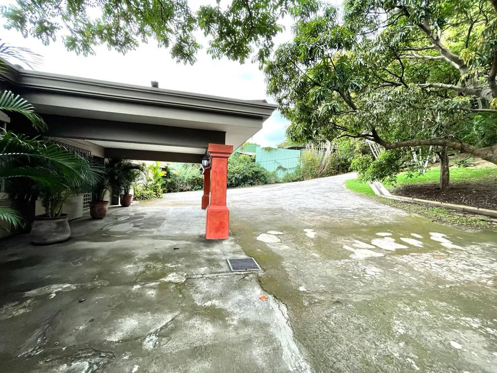 House for sale with pool in Guachipelin Escazu Costa Rica - Gallery image 34