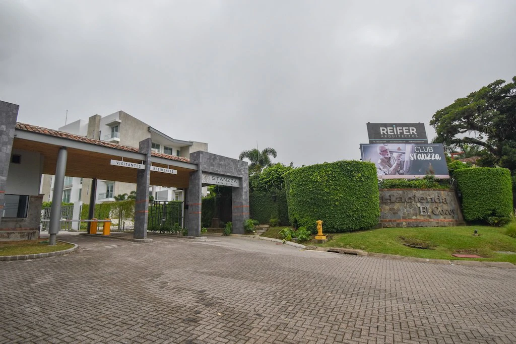 Terreno de 1340.21m2 en Condominio Hacienda Cocoy: Home Construction Site For Sale in Guachipelín - Gallery image 11