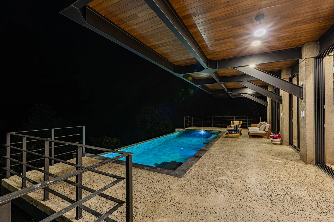 Casa Las Brisas Stunning Whale’s Tail Ocean View Home in Uvita - Gallery image 77