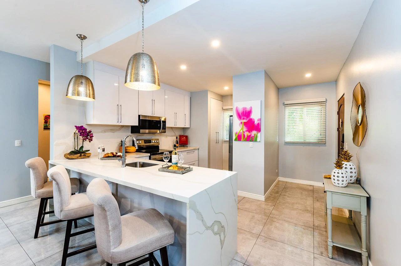 Surfside Place 6: Renovated Beachside Condo in Surfside Potrero – Prime Location with Pool & Resort-Style Amenities - Gallery image 3