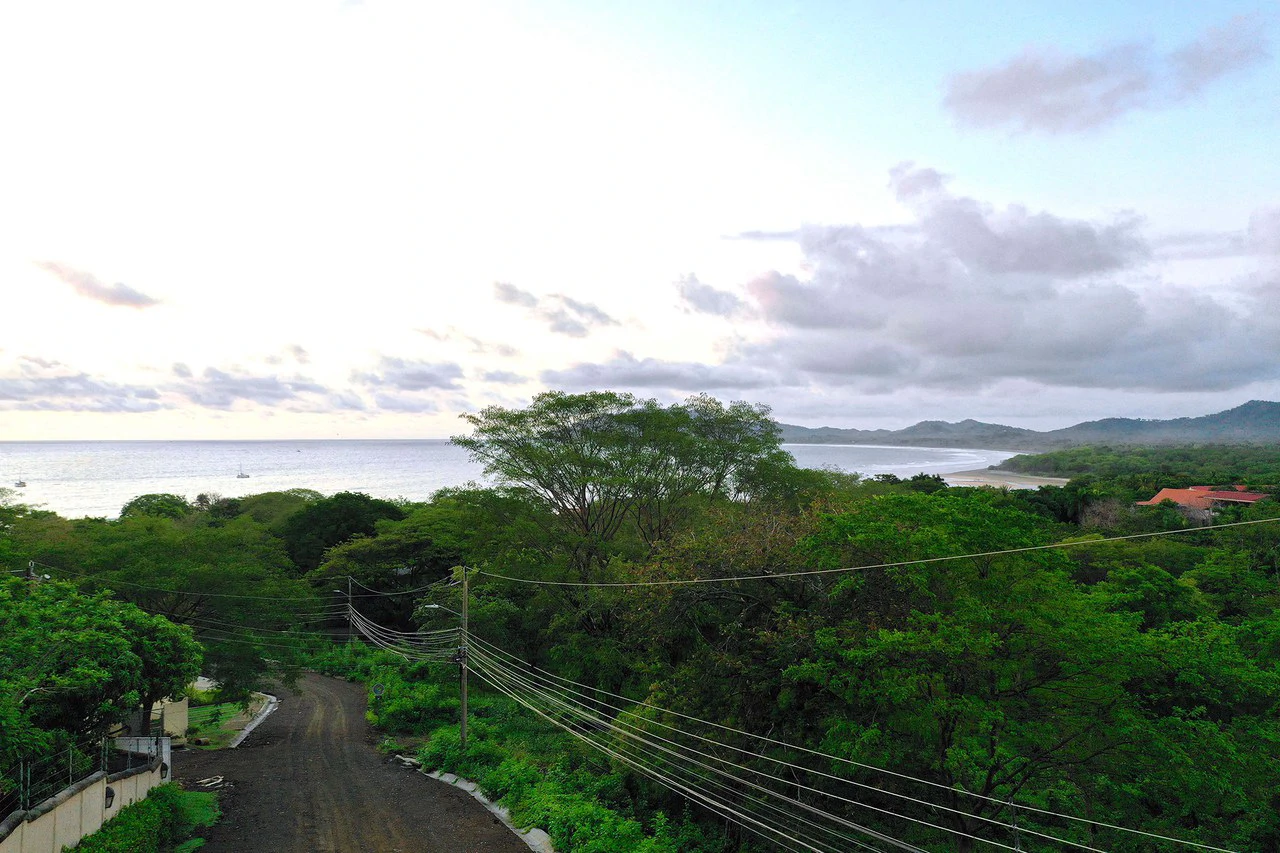 Air T-II: Tamarindo Development Property Right in Town - Gallery image 9