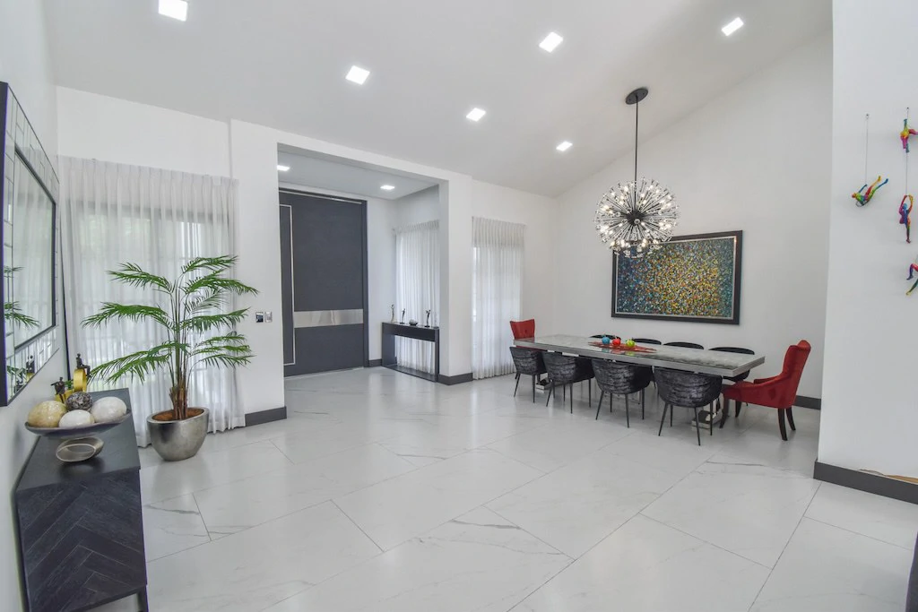House For Sale in Lindora - Gallery image 3