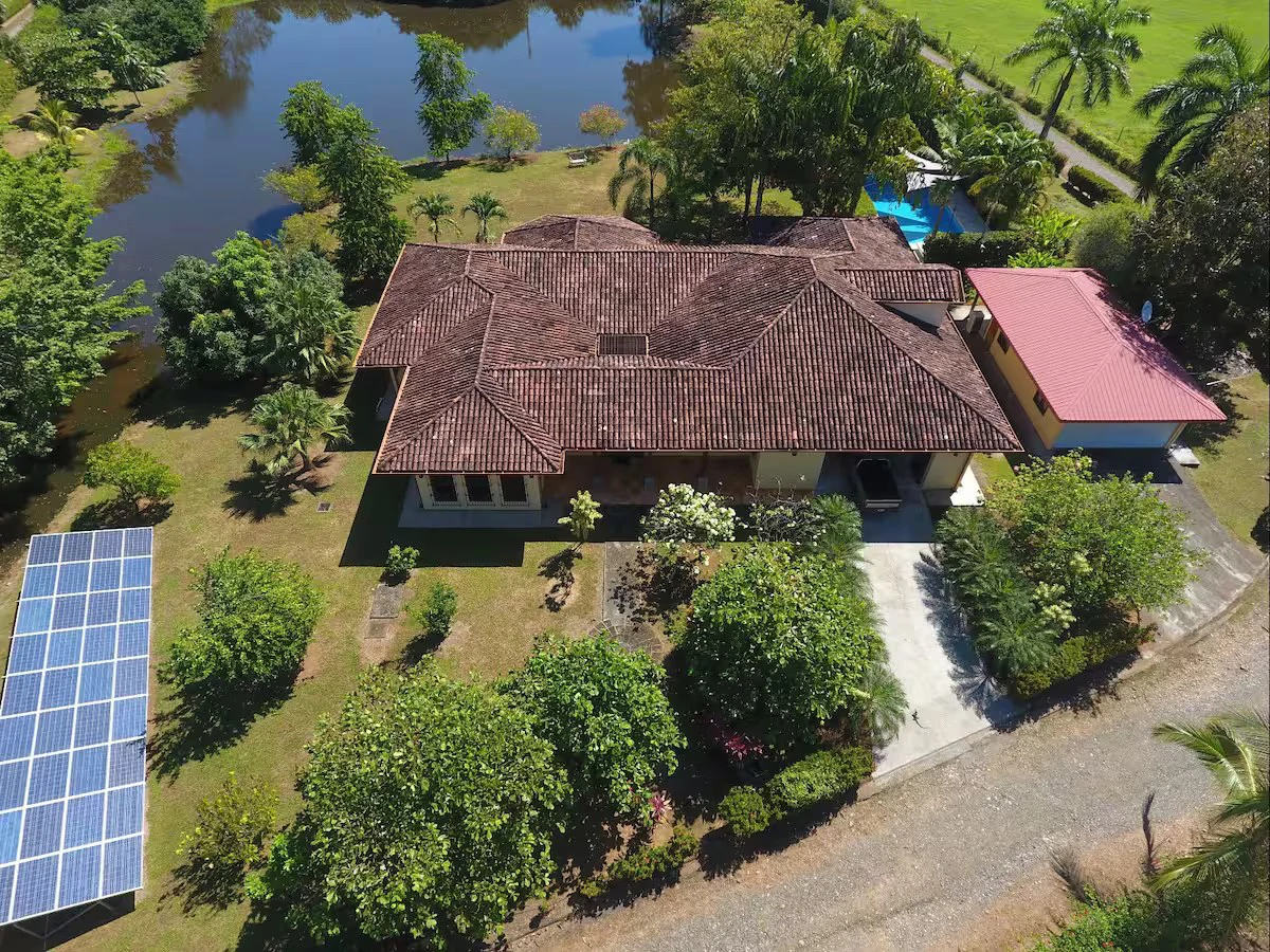 Amazing Casa Lago in Monterrey!: Private Lake and Close to Beaches! - Gallery image 2