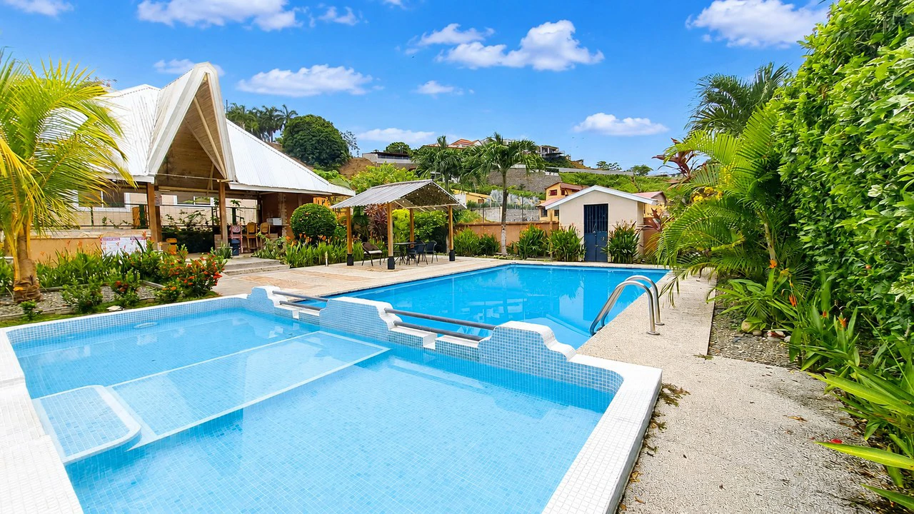 Modern Jacó 3-BR Home with Private Pool in Gated Community - Gallery image 38