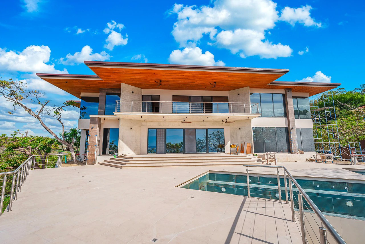 El Palacete Flamingo: 7BR Luxury Home with Vast Ocean Views - Gallery image 29