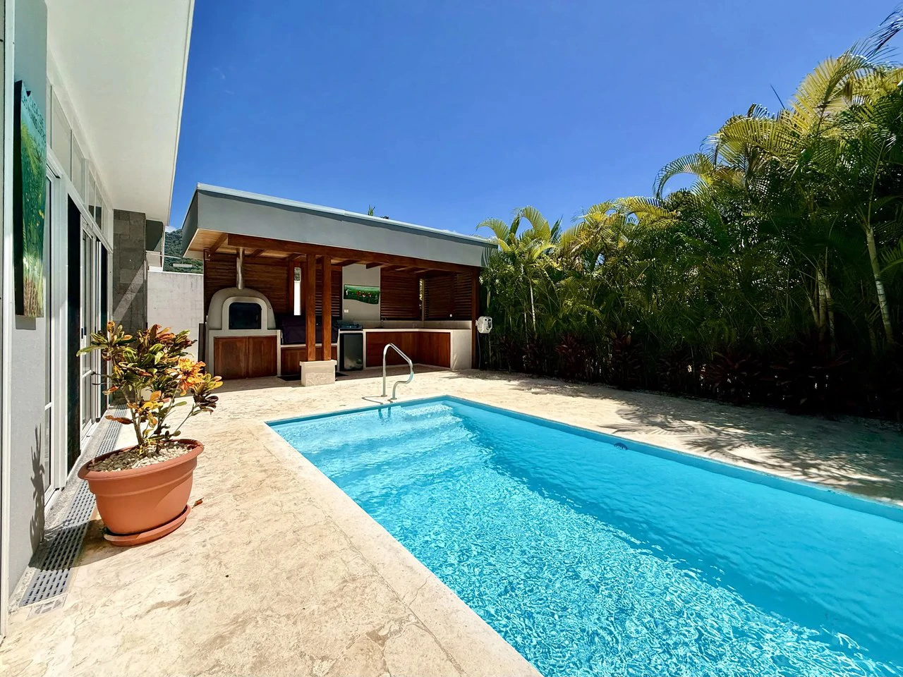 Brisas del Mar 29: Solar-Powered Home for Sale in Costa Rica - photo 5