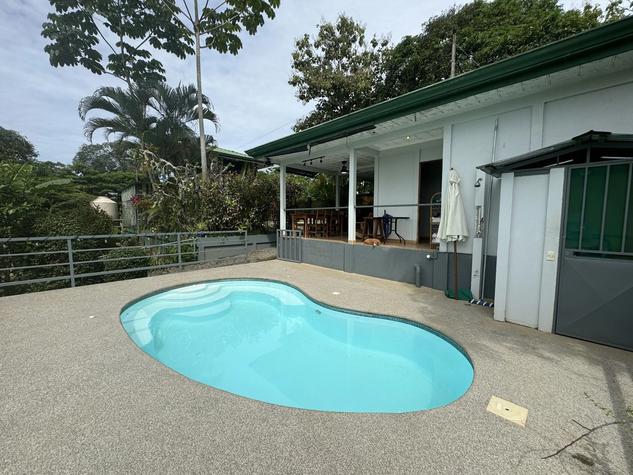 Downtown Uvita Commercial Room Rentals with Restaurant - Gallery image 11