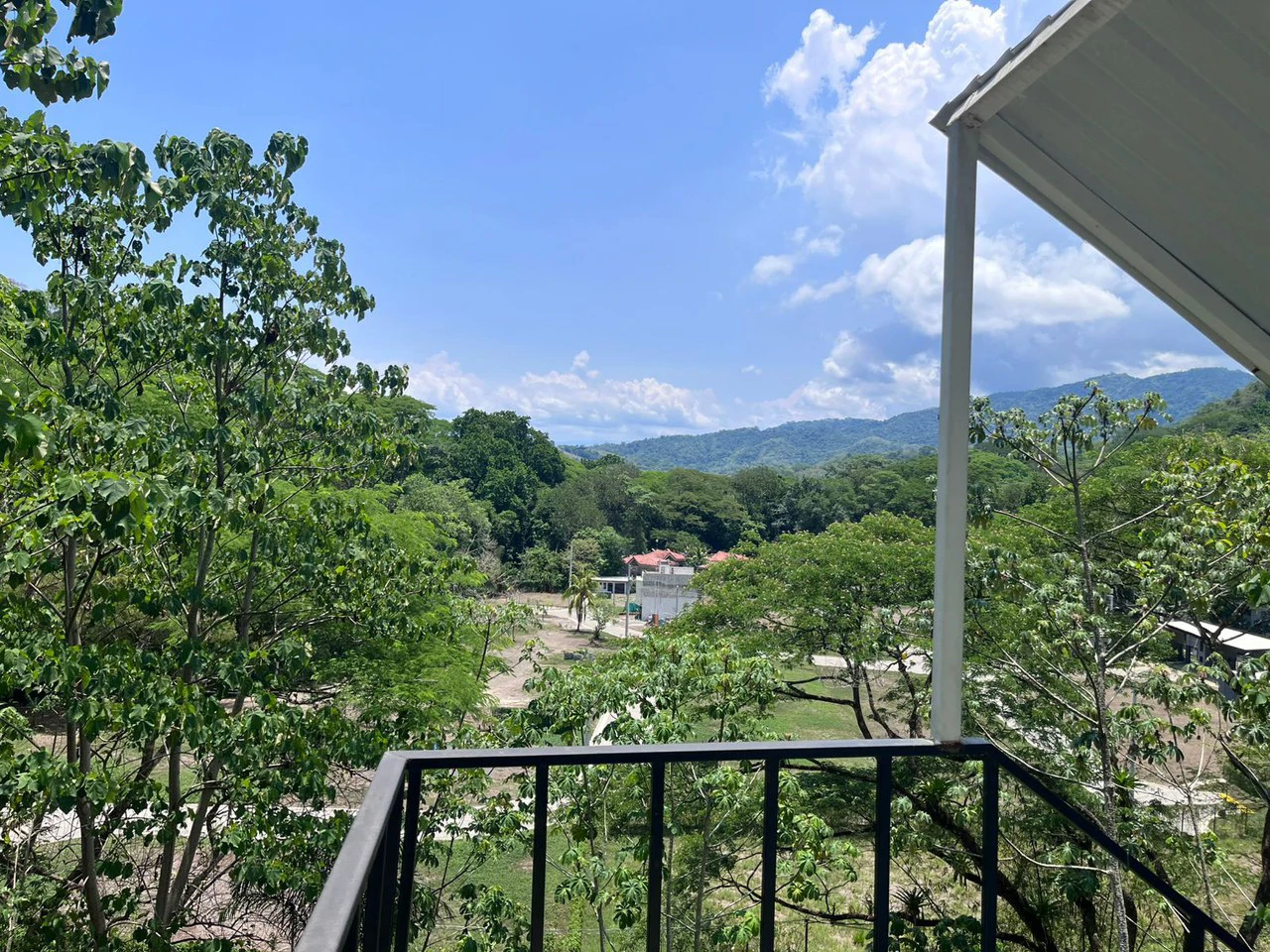 Exclusivity and Nature near the beach. Costa Rica: Large home on a large property near the beach - Gallery image 21