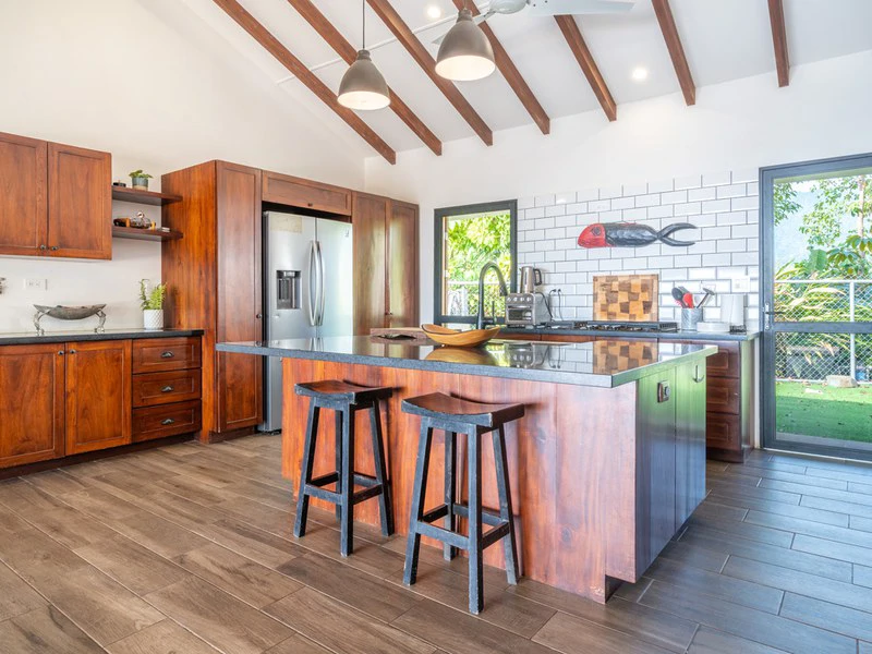 Ocean-View Oasis on Coveted Calle Perezoso - Gallery image 22