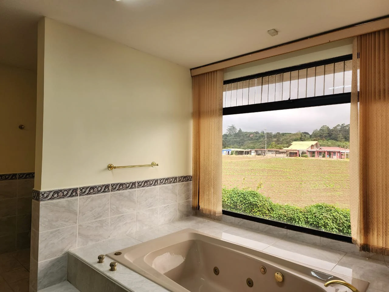 Villa For Sale in San Luis - Gallery image 34