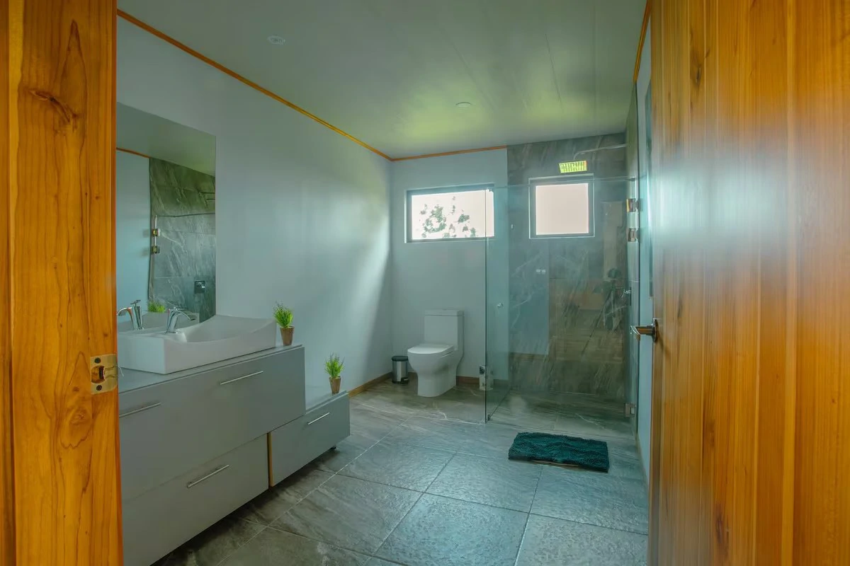 La Fortuna: Own a Slice of Paradise in La Fortuna Arenal – Perfect for Living or Investing! - Gallery image 13
