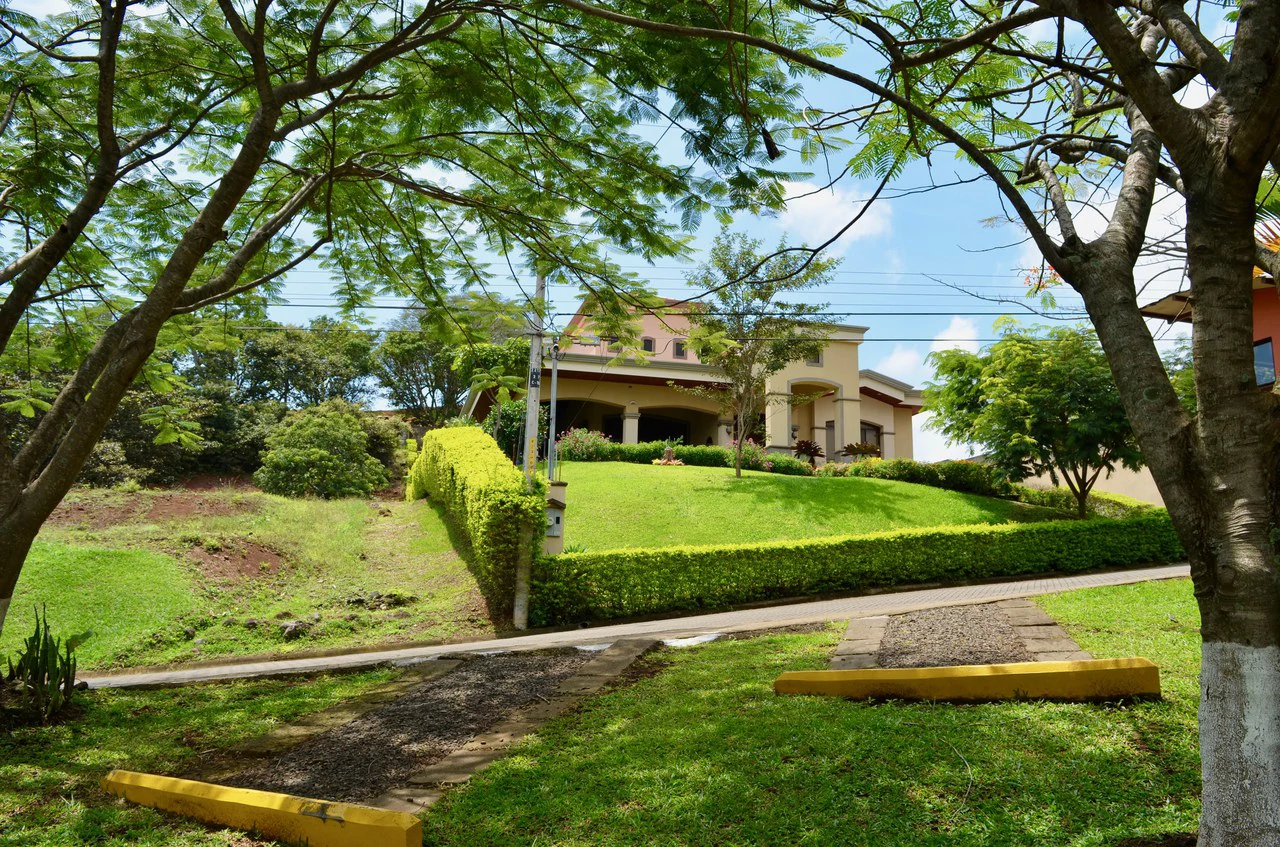Countryside and Mountain Home Construction Site For Sale in Alajuela - Gallery image 11