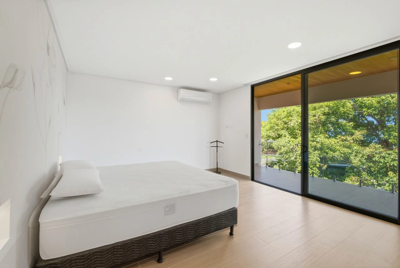 Casa Flores del Mar: Brand-New Contemporary Living with Pacific Ocean Views in Playa Grande - Gallery image 22