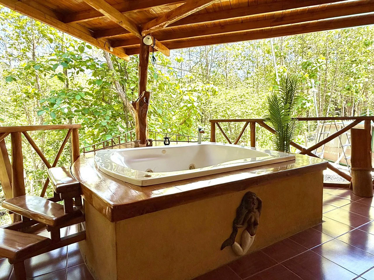 Cobano Jungle Lodge: Santa Fe de Cobano, Costa Rica  Tropical Home with Guest House,  Airbnb Potential & Jungle Privacy ONLY $249,000 USD! - Gallery image 11