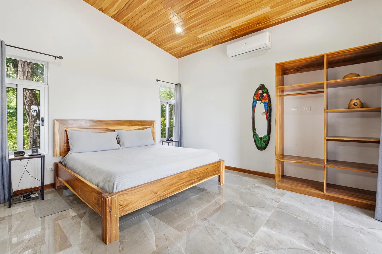 Casa de Las Barbas & Casa Libertad: Two Ocean View Homes on 3.5 Acres in Pura Jungla - photo 11